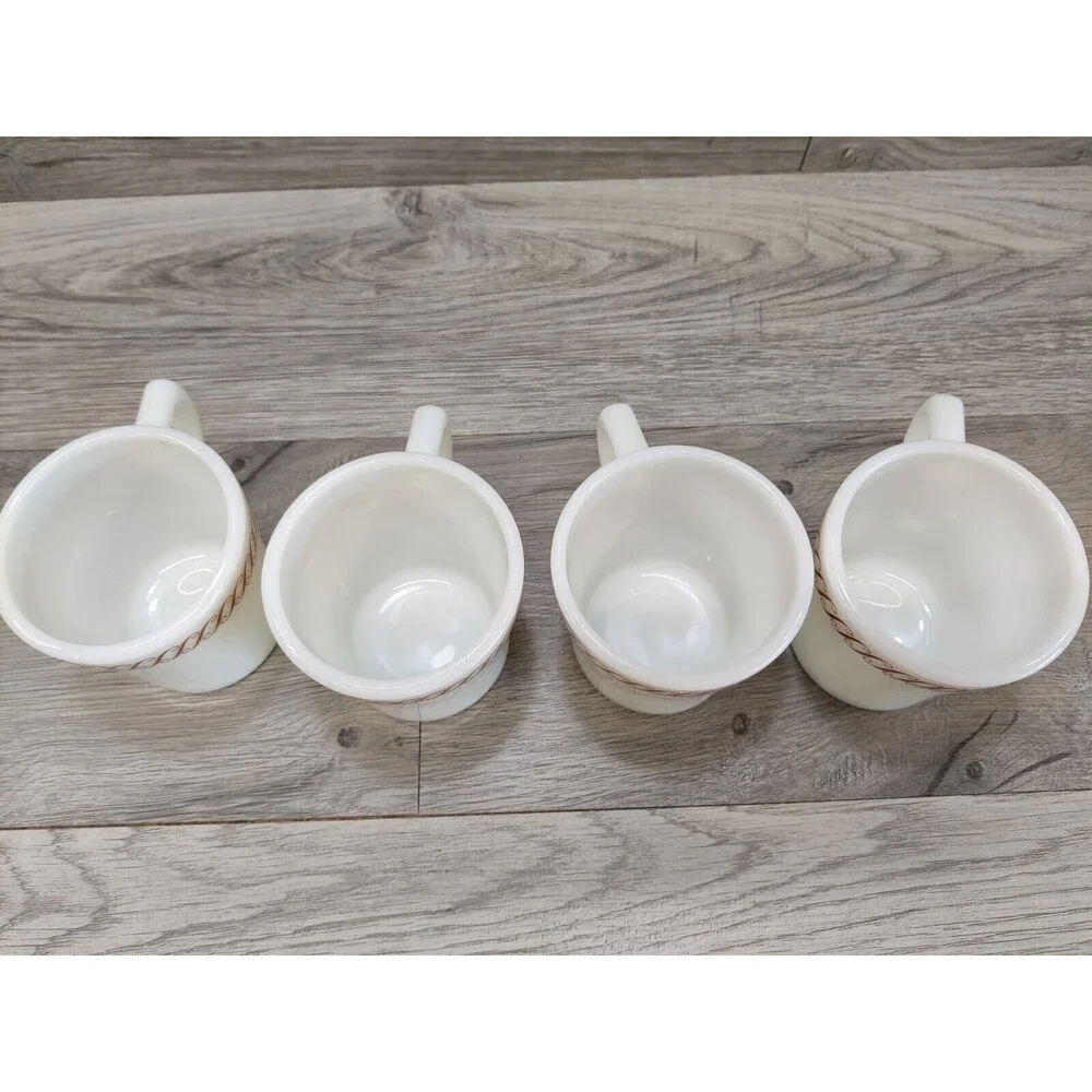 Pyrex set 709